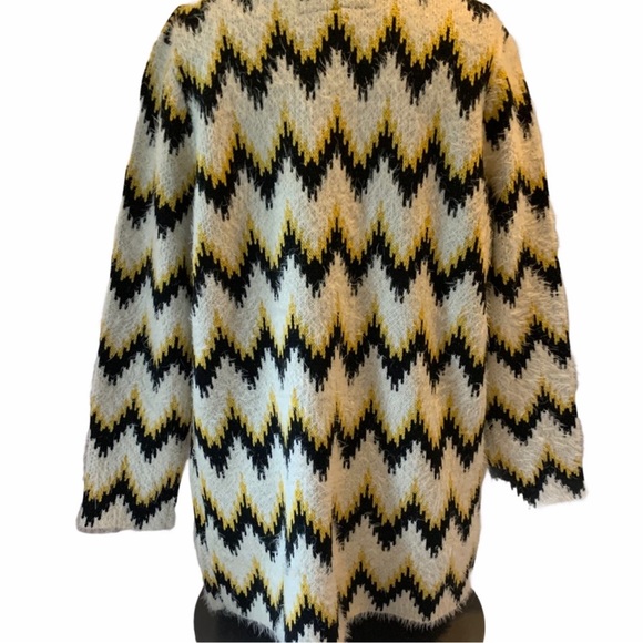 PINK MARTINI Women’s Size M Sweater Jacket - Picture 2 of 2